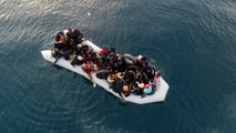 Ayvacık'tan Yunanistan'a geçmek isteyen mültecileri sahil güvenlik kurtardı