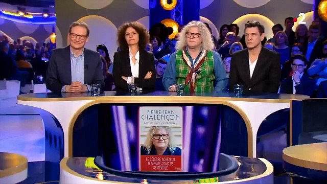 ONPC : Quand Philippe Besson fait part de son scepticisme face au personnage de Pierre-Jean Chalençon : Ce qui vous sauve c'est votre spontanéité