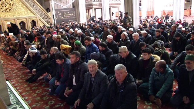 Sultanahmet Cami’nde ‘İdlib Şehitleri’ için gıyabi cenaze namazı kılındı