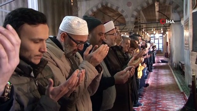 Sultanahmet Cami’nde ‘İdlib Şehitleri’ İçin Gıyabi Cenaze Namazı Kılındı