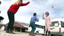 Elazığ'da depremzede çocuklara doğal terapi