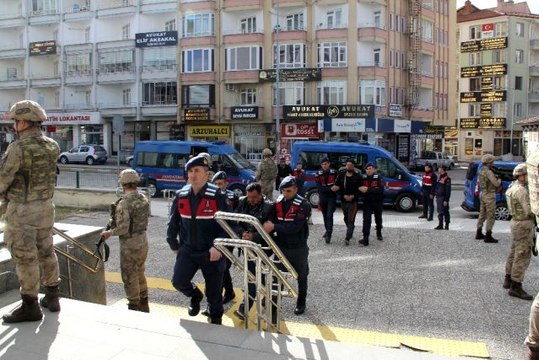 Çorum'da DEAŞ zanlıları adliyeye sevk edildi