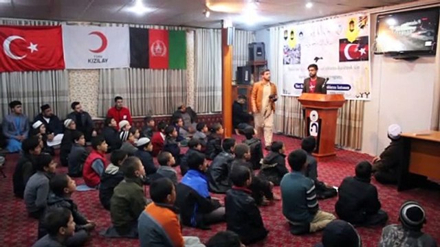 Afganistan'daki yetimler İdlib şehitleri için hatim duası okudu - KABİL