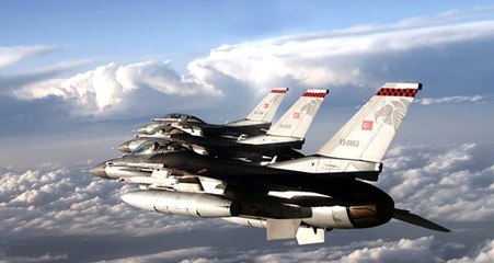 Son Dakika: TSK, Esed rejiminin Halep'teki Neyrab askeri havaalanını kullanılamaz hale getirdi