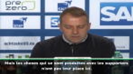 24e j. - Flick : "Ces banderoles n'ont pas leur place ici"