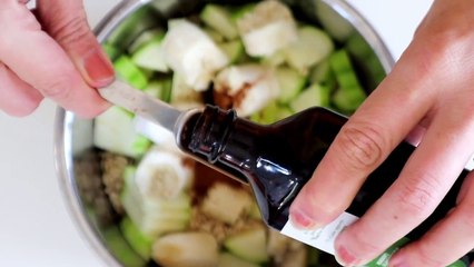EAT MORE WEIGH LESS -  300 CALORIE FILLING MEALS