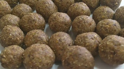 Dates and dry fruit laddu
