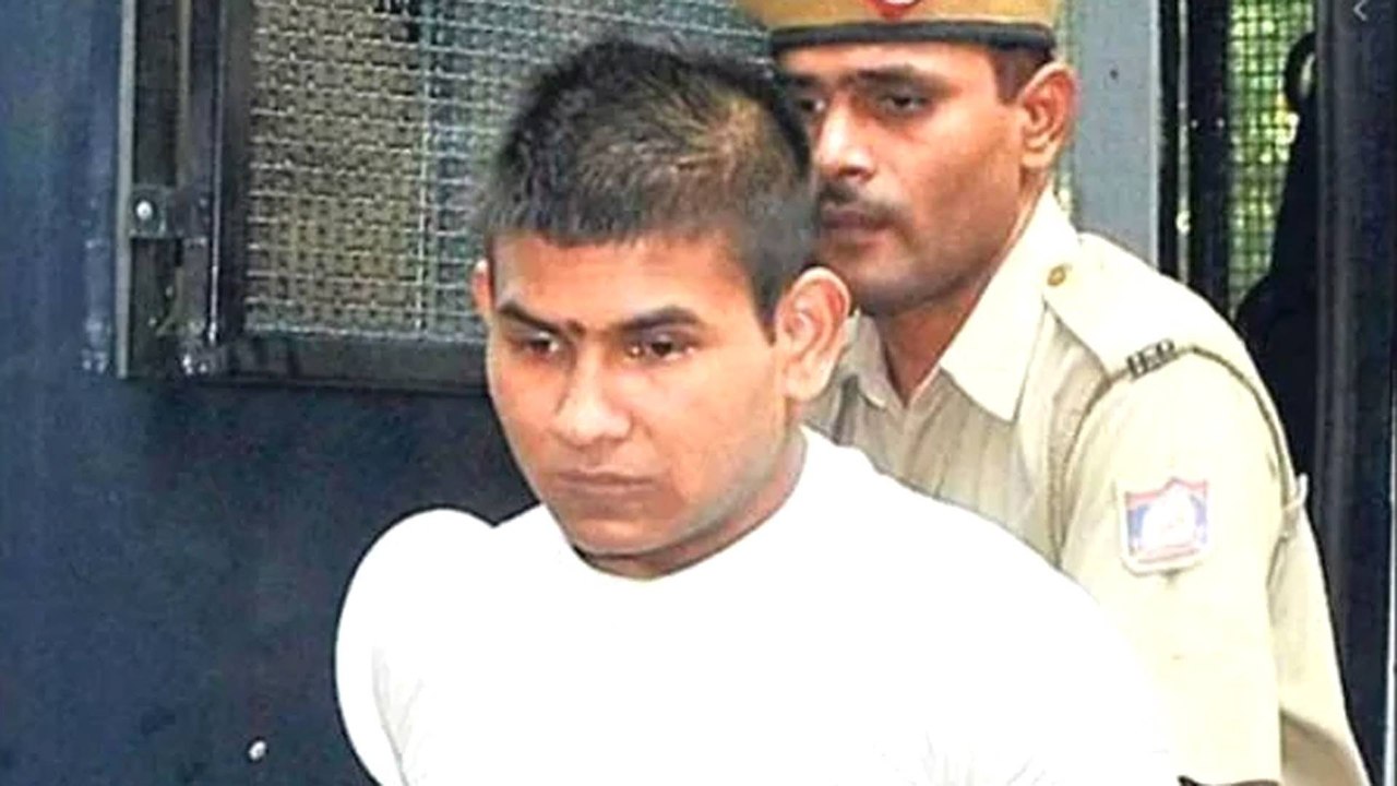 Nirbhaya case: SC rejects convict Pawan's curat...