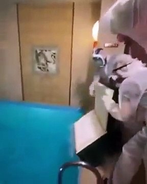 El terrible final del cumpleaños de una influencer de Instagram: tres muertos por el experimento de la piscina