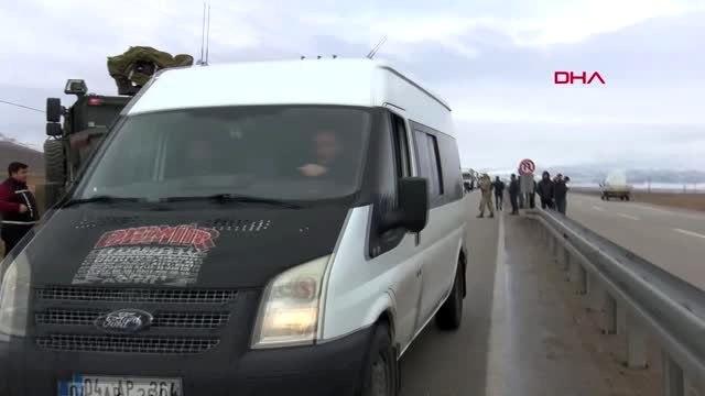 Ağrı'da gürbulak gümrük müdürlüğü aracına roketli saldırı-2