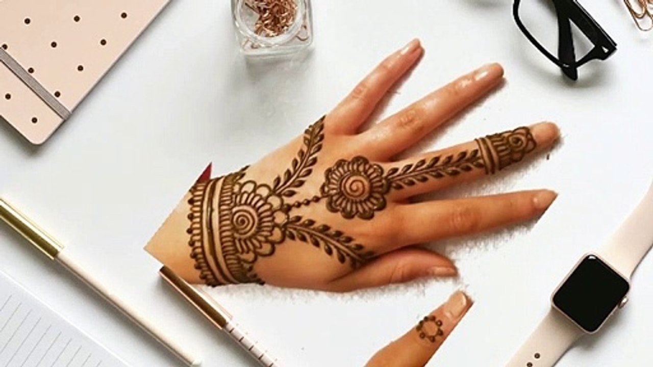 Most #Easiest #Simplest & #Stylish Mehendi designs