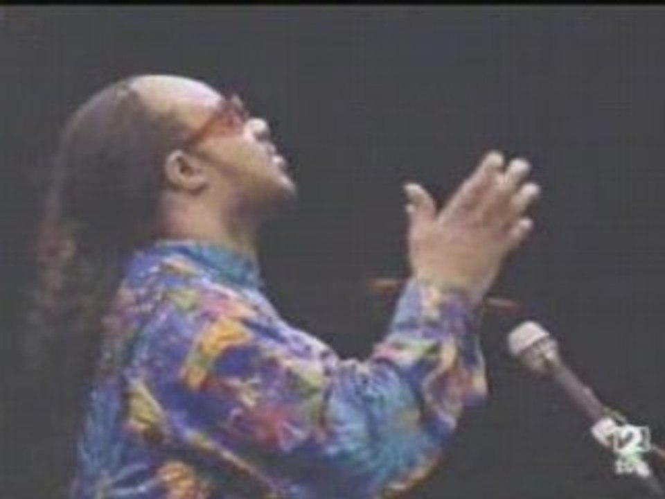 Stevie Wonder . Isn't She Lovely [Live]