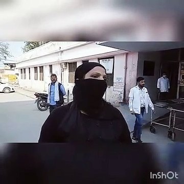 शाहजहांपुरः रेप पीड़िता ने पुलिस अधीक्षक कार्यालय में आत्मदाह की कोशिश की