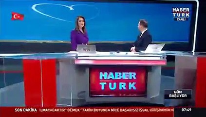 "HaberTürk'te 'Türk F-16’larının İdlib semalarında kalp çiziyor' şeklinde lanse edilen fotoğraf Britanyalı akrobasi pilotlarına ait"