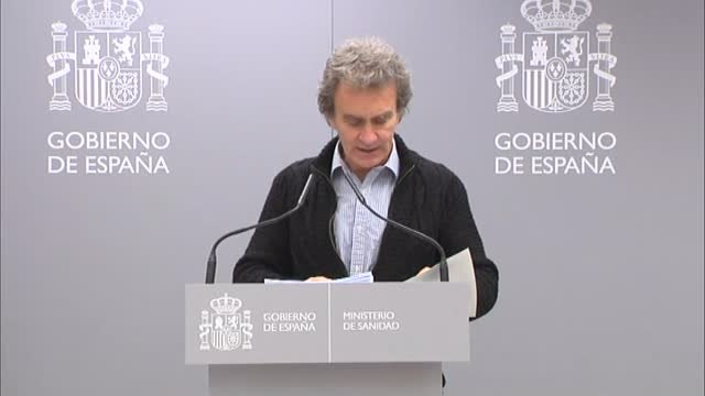 Fernando Simón sitúa el número de infectados por coronavirus en España entre 115 y 120 casos