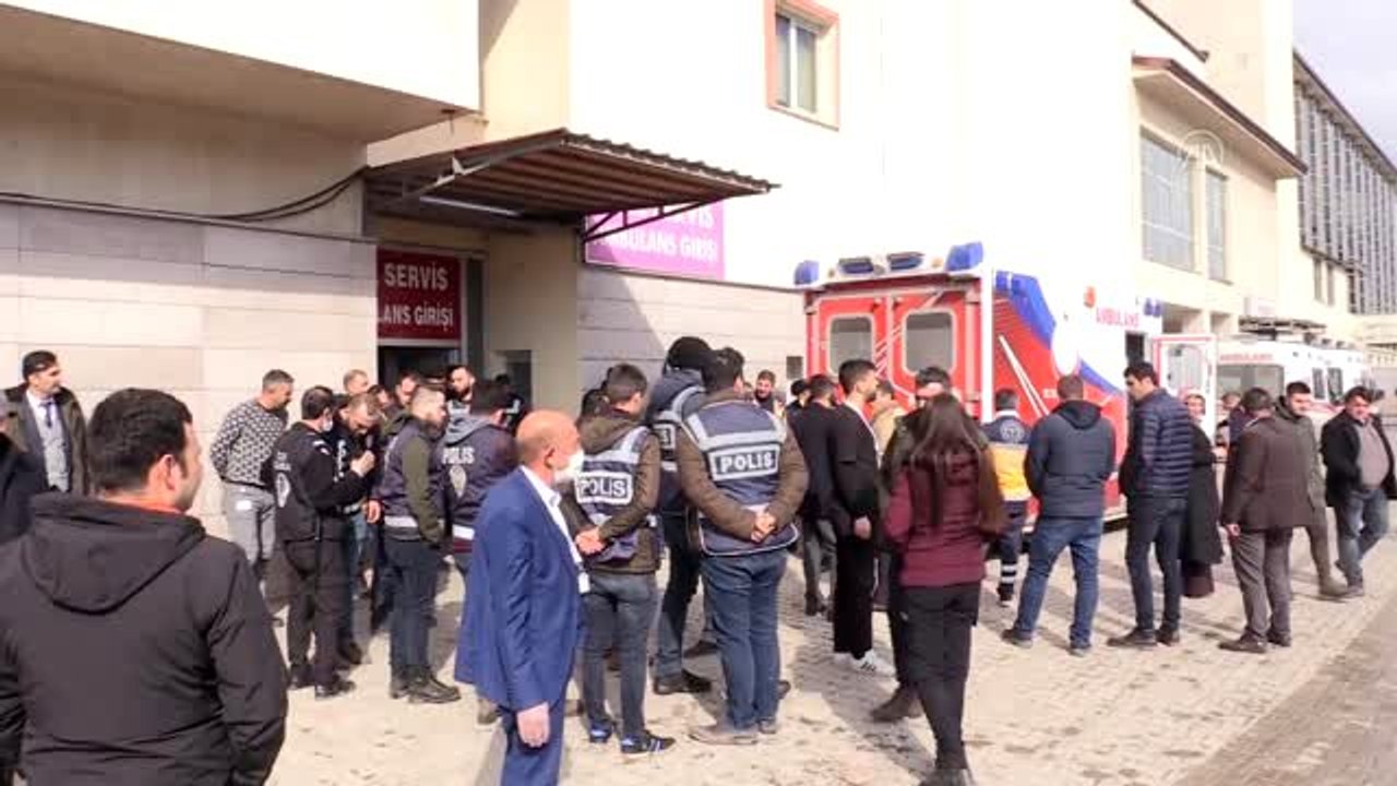 Ticaret Bakanı Ruhsar Pekcan, Gürbulak Sınır Kapısı'nda inceleme bulundu