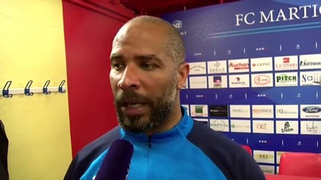 Le coach Eric Chelle avant le match du FC Martigues à Louhans