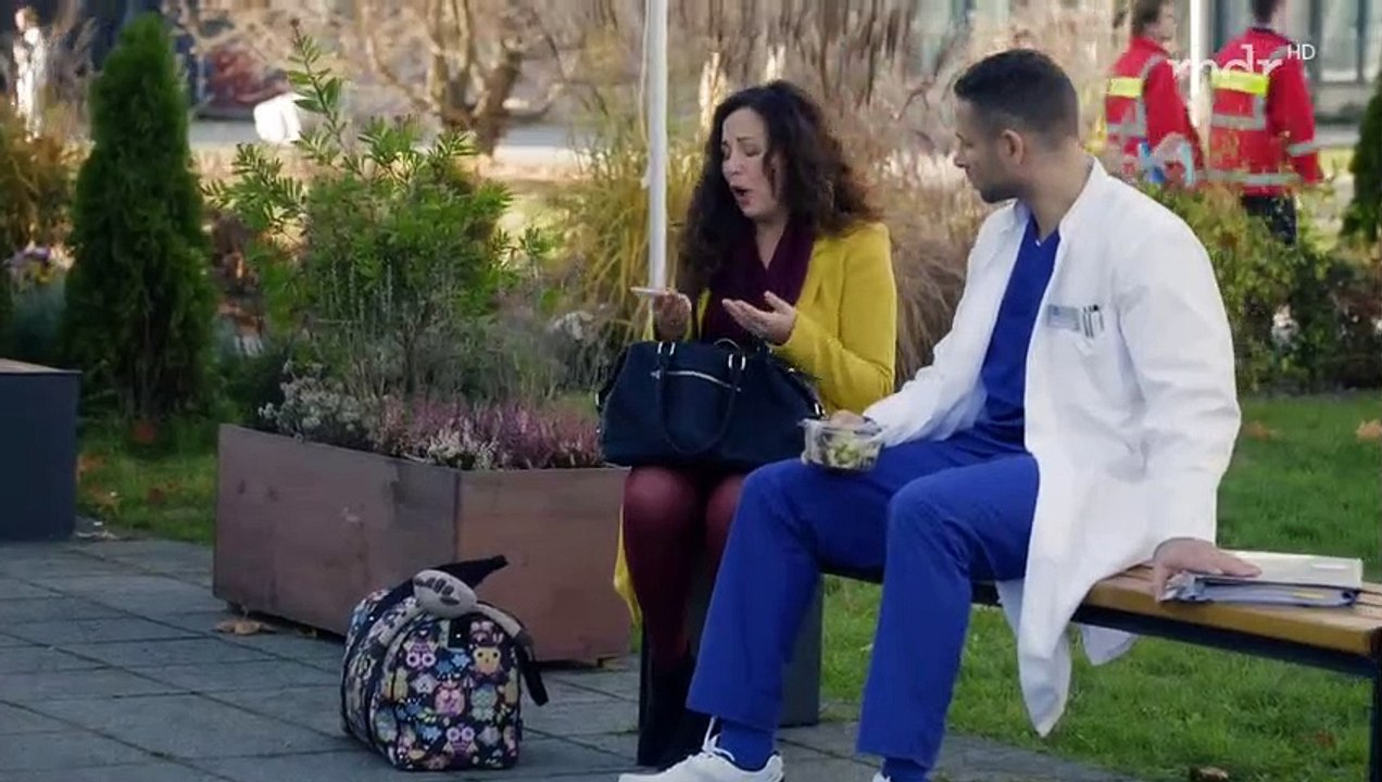 Gewissensentscheidung (47) - In aller Freundschaft - Die jungen Ärzte