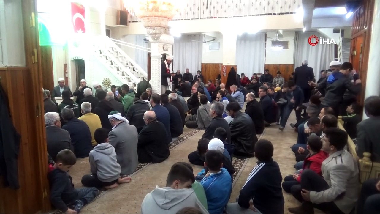 - İdlib şehitleri için mevlit okutuldu, lokma dağıtıldı