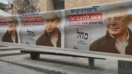 Netanyahu adelanta a Gantz y roza la mayoría, según sondeos a pie de urna