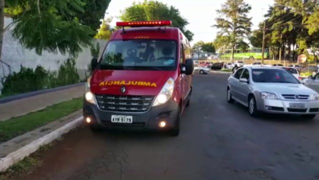 Motociclista fica ferido após colisão com carro no Ciro Nardi