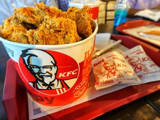 KFC Is Looking for a Professional "Finger Licker"