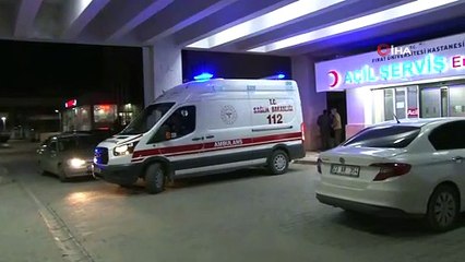 Dehşet anları kamerada...Bıçakladığı kadını yerde böyle tekmeledi.