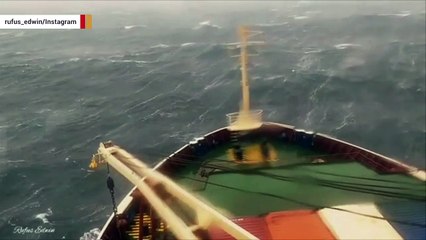 Watch As Ship Faces Towering Waves On Way to Antarctica