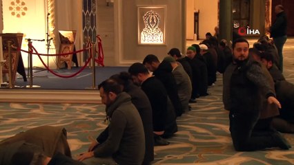 Mehmetçik için Çamlıca Camii’nde Fetih Süresi okundu