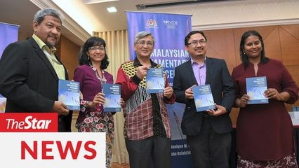 Télécharger la video: Guidebook on standing orders of Dewan Rakyat launched