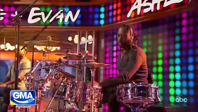 Ashlee Simpson-Ross and Evan Ross - I Do (Live on GMA Day) (2018/10/12)