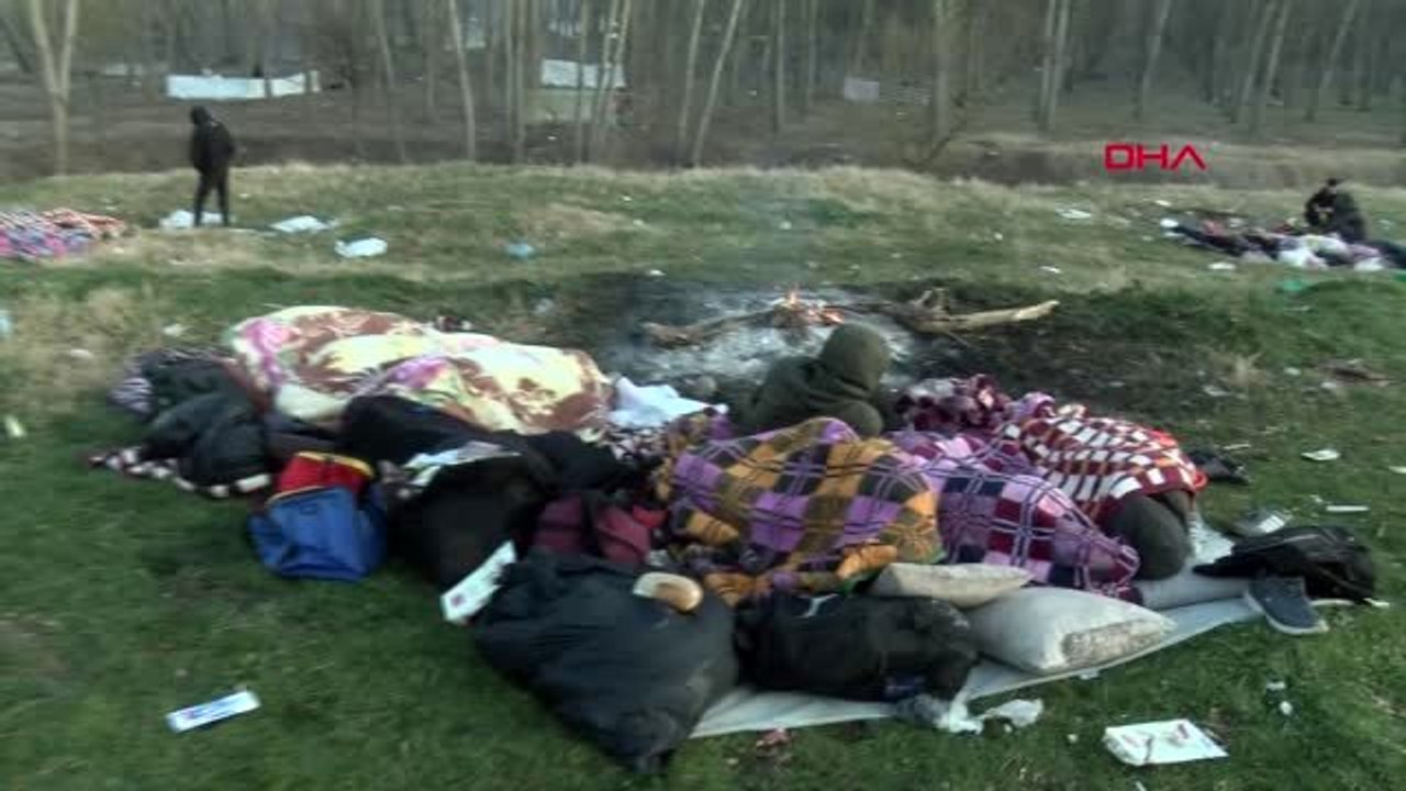 Edirne göçmenler, meriç nehri kıyısında sabahı karşıladı
