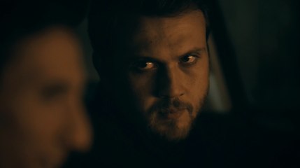 Çukur 3.Sezon 23.Bölüm Beni Hayal Kırıklığına Uğrattın