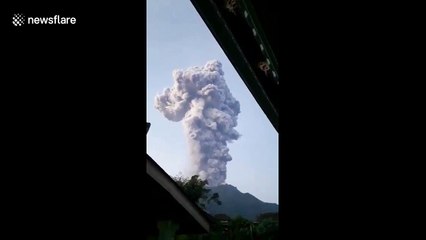 Indonesia's Mount Merapi erupts sending huge ash cloud into air