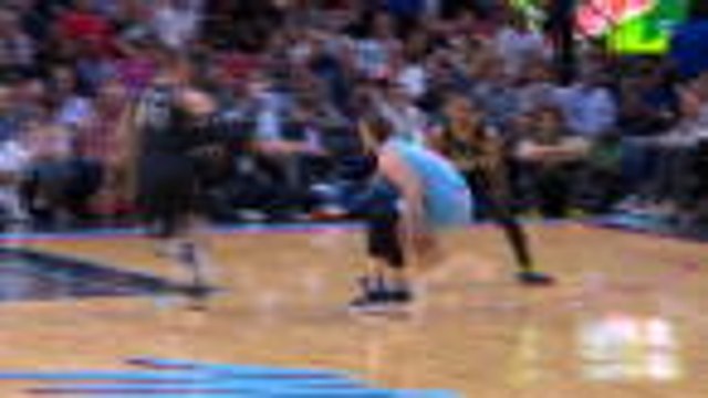 Olynyk showcases big man handles and splash