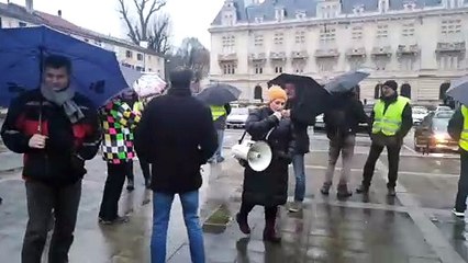 Un rassemblement anti 49.3 à Bar-le-Duc