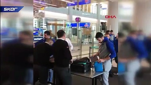 Ergin Ataman'dan uçağa giriş sırasında yapılan aramaya tepki