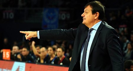 Ergin Ataman'dan, uçağa giriş sırasında yapılan aramaya tepki