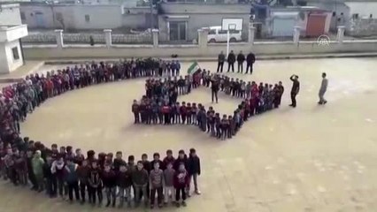 Suriyeli öğrencilerden Mehmetçik'e destek etkinliği