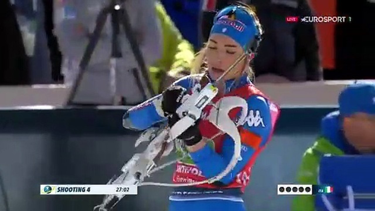 une championne de biathlon en action