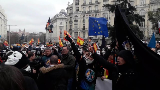 Manifestación por la equiparación salarial frente al Congreso