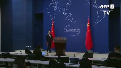 China ameaça EUA após restrições a jornalistas