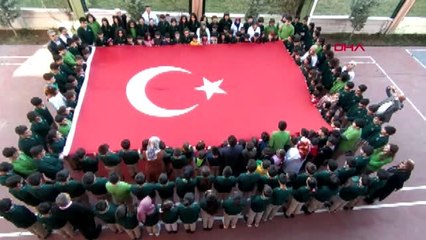 Malatya ilkokul öğrencileri, idlib'deki askerler için türk bayrağı açtı