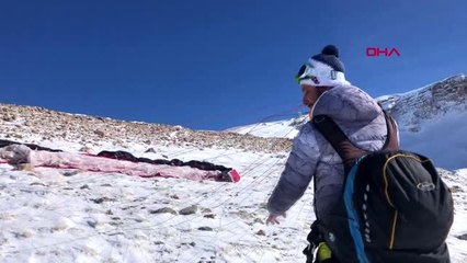 Erzincan yarasa adam cengiz koçak'tan erzincan'da çılgın atlayış
