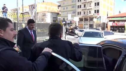 Download Video: Bakan Kasapoğlu, Kahramankazan Belediyesini ziyaret etti