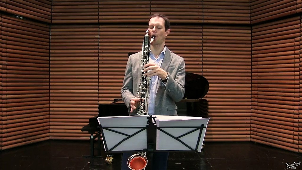 Vincent Penot plays: Valsa Improvisada by Francisco Mignone