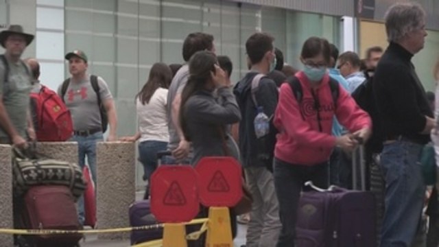 Temor y falta de información por coronavirus causan escasez en farmacias mexicanas