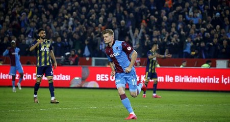 Trabzonspor, Fenerbahçe'yi 2-1 yendi