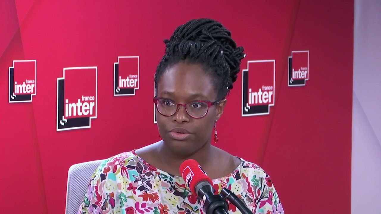 Sibeth Ndiaye : "On sait que les enfants sont très peu atteints par le virus, parce qu’ils ont une immunité qui leur permet de mieux y résister, mais on sait qu’ils peuvent potentiellement être des porteurs"