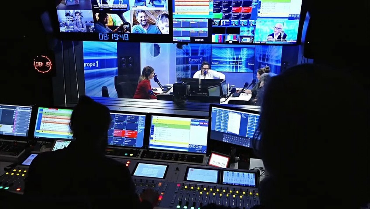 Fabien Roussel (PCF) : "En utilisant le 49.3", le gouvernement "blesse la République"